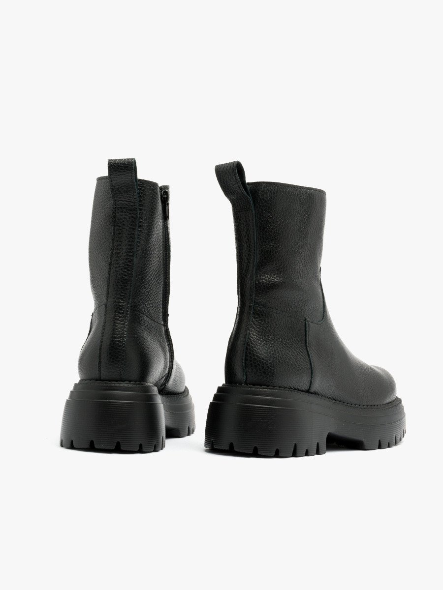 BLACK ANKLE BOOTS store MADE IN POLAND RYLKO BRAND ,MANY SIZES AVAILABLE